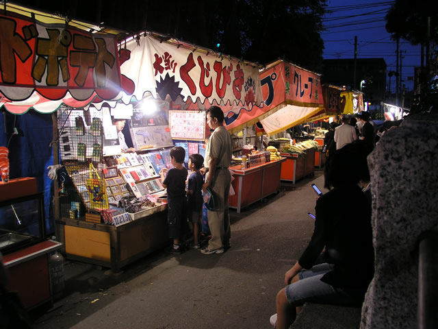 夏の祭りで珍事件 くじ引き店主が自らハズレくじを引いた 気になる話題 ｎｏｎジャンル